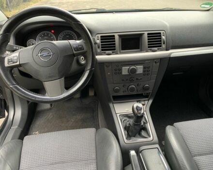 Чорний Опель Вектра, об'ємом двигуна 2.2 л та пробігом 190 тис. км за 6400 $, фото 9 на Automoto.ua