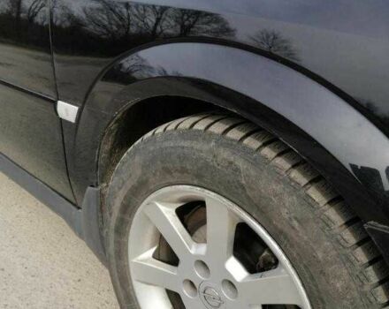 Черный Опель Вектра, объемом двигателя 1.9 л и пробегом 240 тыс. км за 6472 $, фото 7 на Automoto.ua