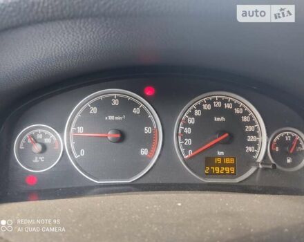 Черный Опель Вектра, объемом двигателя 1.9 л и пробегом 295 тыс. км за 4000 $, фото 4 на Automoto.ua