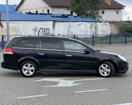 Черный Опель Вектра, объемом двигателя 1.9 л и пробегом 289 тыс. км за 5600 $, фото 5 на Automoto.ua