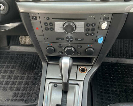 Чорний Опель Вектра, об'ємом двигуна 1.9 л та пробігом 280 тис. км за 5590 $, фото 19 на Automoto.ua