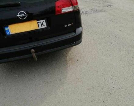 Черный Опель Вектра, объемом двигателя 1.9 л и пробегом 240 тыс. км за 6472 $, фото 2 на Automoto.ua