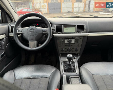 Чорний Опель Вектра, об'ємом двигуна 1.91 л та пробігом 280 тис. км за 5500 $, фото 11 на Automoto.ua