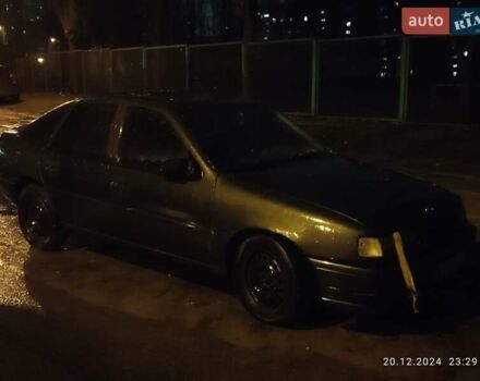 Черный Опель Вектра, объемом двигателя 2 л и пробегом 350 тыс. км за 1078 $, фото 1 на Automoto.ua