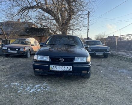 Черный Опель Вектра, объемом двигателя 2 л и пробегом 433 тыс. км за 950 $, фото 1 на Automoto.ua