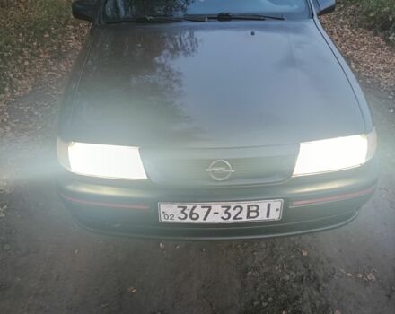 Черный Опель Вектра, объемом двигателя 0 л и пробегом 390 тыс. км за 1750 $, фото 2 на Automoto.ua