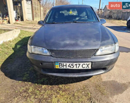 Черный Опель Вектра, объемом двигателя 2 л и пробегом 339 тыс. км за 1300 $, фото 2 на Automoto.ua