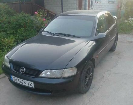 Черный Опель Вектра, объемом двигателя 1.8 л и пробегом 250 тыс. км за 2500 $, фото 1 на Automoto.ua