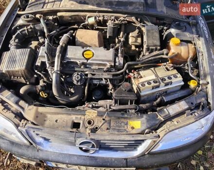 Опель Вектра 2000 в Александровке на Automoto.ua Черный Опель Вектра, объемом двигателя 2 л и пробегом 320 тыс. км за 1400 $, фото 7 на Automoto.ua