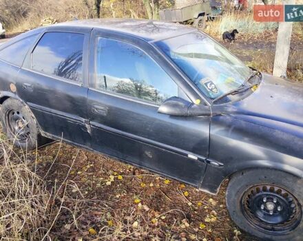 Опель Вектра 2000 в Александровке на Automoto.ua Черный Опель Вектра, объемом двигателя 2 л и пробегом 320 тыс. км за 1400 $, фото 2 на Automoto.ua