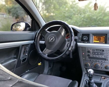 Чорний Опель Вектра, об'ємом двигуна 2.2 л та пробігом 420 тис. км за 5200 $, фото 5 на Automoto.ua