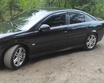 Черный Опель Вектра, объемом двигателя 1.9 л и пробегом 248 тыс. км за 6000 $, фото 4 на Automoto.ua