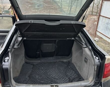 Черный Опель Вектра, объемом двигателя 1.9 л и пробегом 300 тыс. км за 2800 $, фото 2 на Automoto.ua