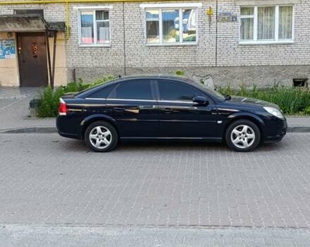Черный Опель Вектра, объемом двигателя 1.9 л и пробегом 347 тыс. км за 6000 $, фото 2 на Automoto.ua