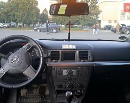 Черный Опель Вектра, объемом двигателя 1.9 л и пробегом 347 тыс. км за 6000 $, фото 4 на Automoto.ua