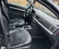 Черный Опель Вектра, объемом двигателя 1.9 л и пробегом 300 тыс. км за 2800 $, фото 4 на Automoto.ua