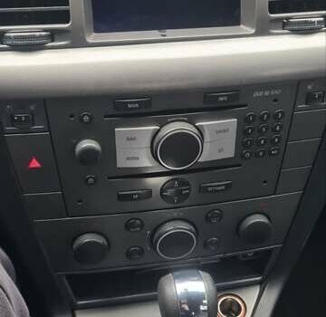 Чорний Опель Вектра, об'ємом двигуна 2.2 л та пробігом 293 тис. км за 3700 $, фото 5 на Automoto.ua