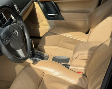 Черный Опель Вектра, объемом двигателя 2.79 л и пробегом 290 тыс. км за 5900 $, фото 22 на Automoto.ua