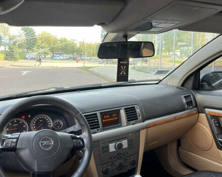 Чорний Опель Вектра, об'ємом двигуна 1.91 л та пробігом 232 тис. км за 3699 $, фото 12 на Automoto.ua