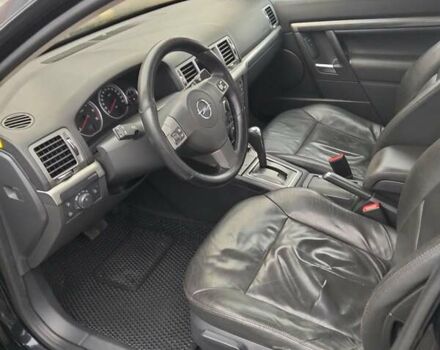 Чорний Опель Вектра, об'ємом двигуна 1.9 л та пробігом 273 тис. км за 7770 $, фото 10 на Automoto.ua