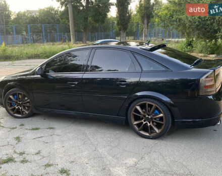 Черный Опель Вектра, объемом двигателя 2.8 л и пробегом 235 тыс. км за 9500 $, фото 20 на Automoto.ua