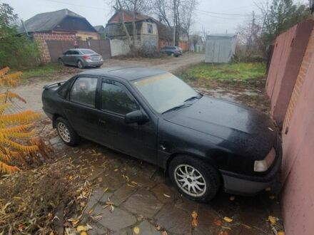 Черный Опель Вектра, объемом двигателя 2 л и пробегом 150 тыс. км за 700 $, фото 1 на Automoto.ua