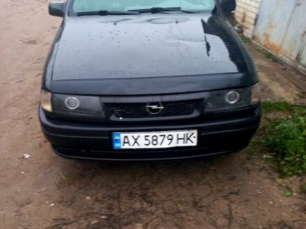 Черный Опель Вектра, объемом двигателя 2 л и пробегом 0 тыс. км за 1700 $, фото 1 на Automoto.ua