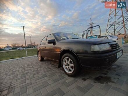 Опель Вектра 1989 у Дніпро (Дніпропетровську) на Automoto.ua Чорний Опель Вектра, об'ємом двигуна 2 л та пробігом 427 тис. км за 1250 $, фото 1 на Automoto.ua