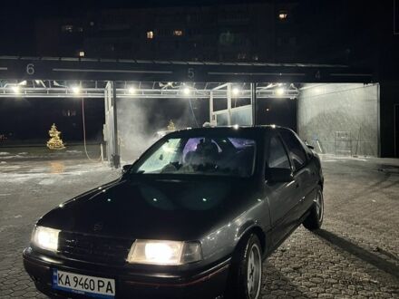 Черный Опель Вектра, объемом двигателя 2 л и пробегом 356 тыс. км за 2100 $, фото 1 на Automoto.ua