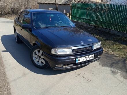 Черный Опель Вектра, объемом двигателя 2 л и пробегом 430 тыс. км за 1350 $, фото 1 на Automoto.ua