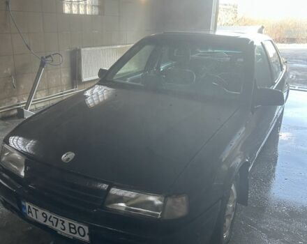 Черный Опель Вектра, объемом двигателя 2 л и пробегом 3 тыс. км за 500 $, фото 1 на Automoto.ua