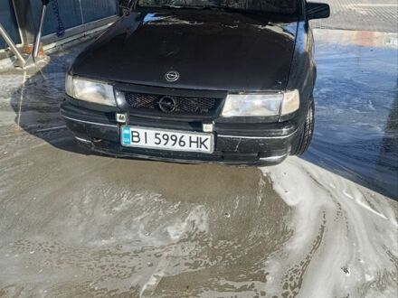 Чорний Опель Вектра, об'ємом двигуна 1.6 л та пробігом 3 тис. км за 1038 $, фото 1 на Automoto.ua
