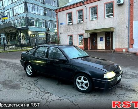 Черный Опель Вектра, объемом двигателя 1.8 л и пробегом 200 тыс. км за 1350 $, фото 1 на Automoto.ua