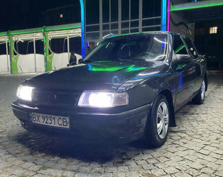 Черный Опель Вектра, объемом двигателя 1.69 л и пробегом 444 тыс. км за 1600 $, фото 1 на Automoto.ua