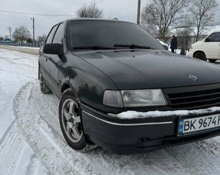 Черный Опель Вектра, объемом двигателя 2 л и пробегом 280 тыс. км за 1750 $, фото 1 на Automoto.ua
