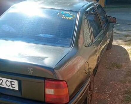 Чорний Опель Вектра, об'ємом двигуна 2 л та пробігом 420 тис. км за 2000 $, фото 1 на Automoto.ua