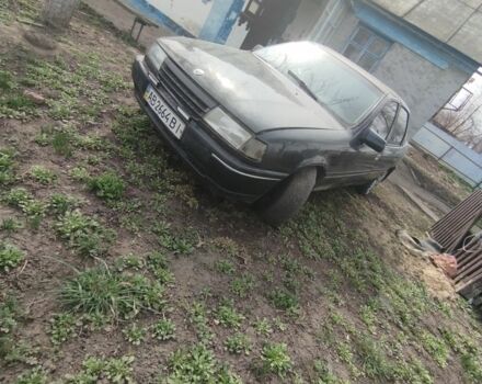 Черный Опель Вектра, объемом двигателя 2 л и пробегом 400 тыс. км за 1150 $, фото 1 на Automoto.ua