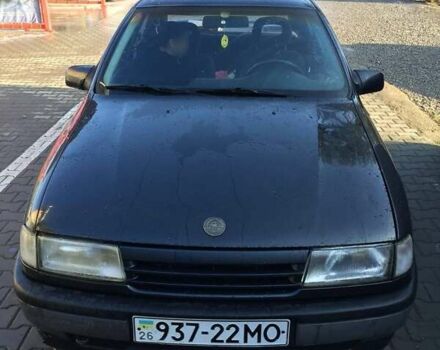 Чорний Опель Вектра, об'ємом двигуна 1.6 л та пробігом 200 тис. км за 1300 $, фото 1 на Automoto.ua