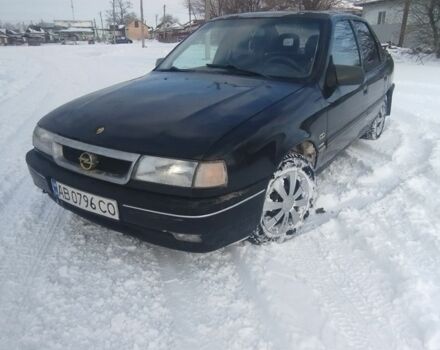 Черный Опель Вектра, объемом двигателя 2 л и пробегом 100 тыс. км за 1300 $, фото 1 на Automoto.ua