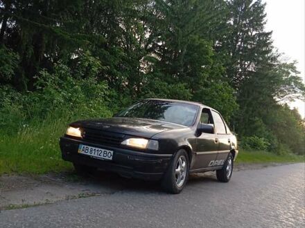 Опель Вектра 1991 в Калиновке на Automoto.ua Черный Опель Вектра, объемом двигателя 2 л и пробегом 200 тыс. км за 1200 $, фото 1 на Automoto.ua
