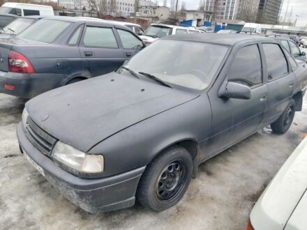 Черный Опель Вектра, объемом двигателя 0 л и пробегом 245 тыс. км за 574 $, фото 1 на Automoto.ua