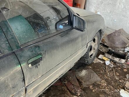 Чорний Опель Вектра, об'ємом двигуна 2 л та пробігом 100 тис. км за 600 $, фото 1 на Automoto.ua