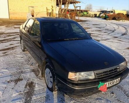 Черный Опель Вектра, объемом двигателя 1.6 л и пробегом 400 тыс. км за 1200 $, фото 1 на Automoto.ua