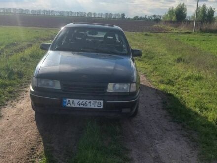 Опель Вектра 1992 у Борисполе на Automoto.ua Чорний Опель Вектра, об'ємом двигуна 2 л та пробігом 250 тис. км за 1500 $, фото 1 на Automoto.ua