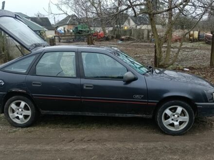 Черный Опель Вектра, объемом двигателя 2 л и пробегом 300 тыс. км за 1300 $, фото 1 на Automoto.ua