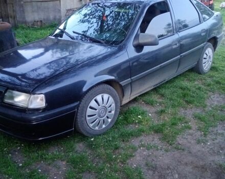 Черный Опель Вектра, объемом двигателя 1.8 л и пробегом 310 тыс. км за 1300 $, фото 1 на Automoto.ua