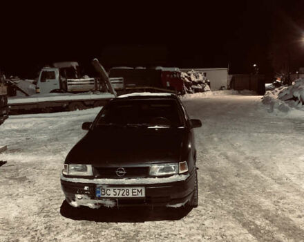 Черный Опель Вектра, объемом двигателя 2 л и пробегом 100 тыс. км за 1350 $, фото 1 на Automoto.ua