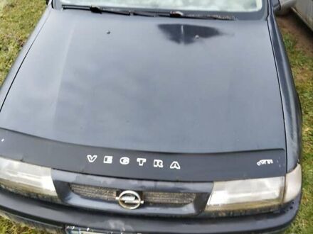 Черный Опель Вектра, объемом двигателя 1.8 л и пробегом 310 тыс. км за 750 $, фото 1 на Automoto.ua