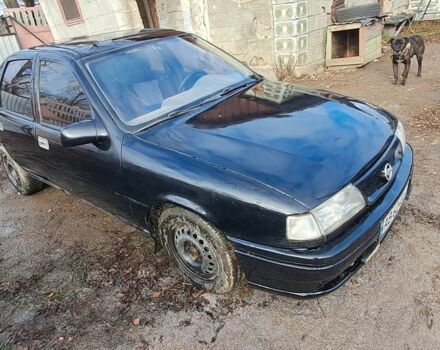 Чорний Опель Вектра, об'ємом двигуна 1.6 л та пробігом 200 тис. км за 2000 $, фото 1 на Automoto.ua