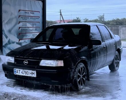 Черный Опель Вектра, объемом двигателя 2 л и пробегом 1 тыс. км за 1600 $, фото 1 на Automoto.ua